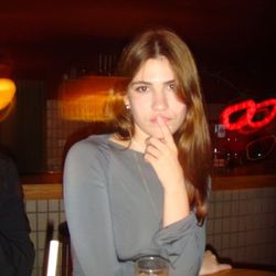 аня's profile image