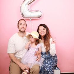 VoNomz Family's profile image