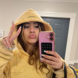 leilasnotsosecretpart2's profile image
