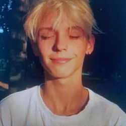 aomece's profile image