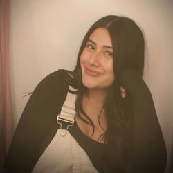 Gloria's profile image