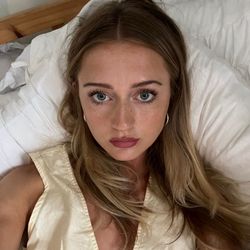 lottie.joness's profile image