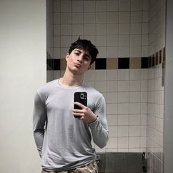 KHAN's profile image