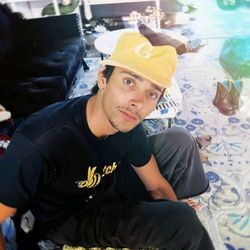 ™𝐄𝐝𝐢𝐭𝐬𝐛𝐲𝐑𝐅's profile image