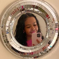 𝗆𝖺𝖽𝖽𝗂𝖾 ౨ৎ's profile image