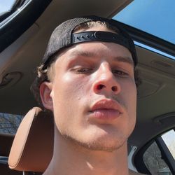 luca 🎯's profile image