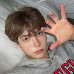Doinb's profile image
