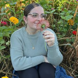 Jocelyn Crowell's profile image