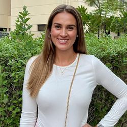 Nina Pereira's profile image
