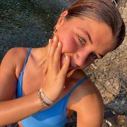 nicola's profile image