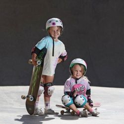 The Harrington Sisters's profile image