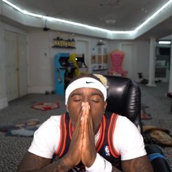 Dizzy✝️'s profile image