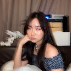 carrinelow's profile image