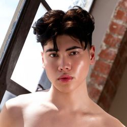 LOURD's profile image