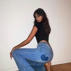 Amilina04's profile image