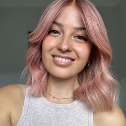 Holly's profile image