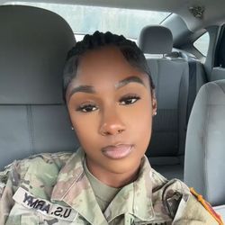 officer.riana's profile image