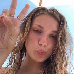 tória☀️🧚🏻‍♀️'s profile image