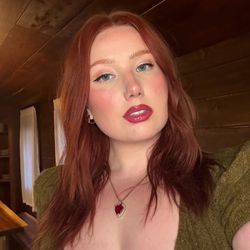 Meredith Louise's profile image