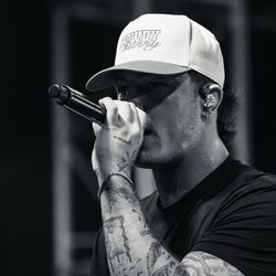 Tayler Holder's profile image