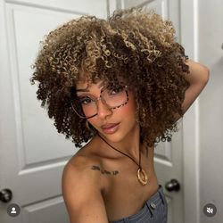 sharstylescurls's profile image