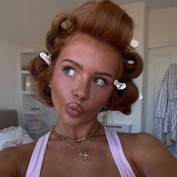 Holly Honeyman's profile image