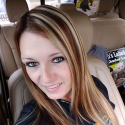 LeeLee1985's profile image