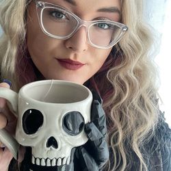 Lauren the Mortician's profile image