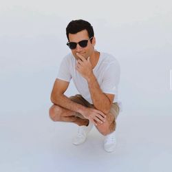 TheRobbyShow's profile image