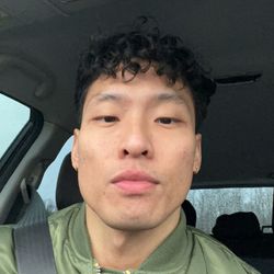 ShhhhImEating's profile image