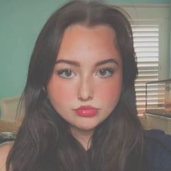 toriehoffman's profile image