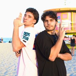 boon&bezzie's profile image