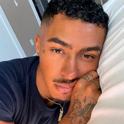 fabi111700's profile image