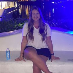 Alyssa_Weyland's profile image