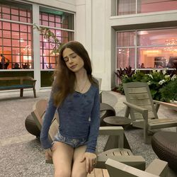 overlykayla's profile image