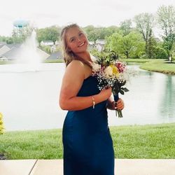 kins☀️'s profile image