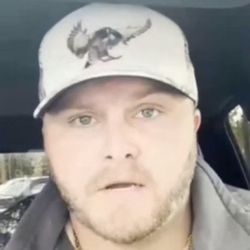 silketurnau🎗️'s profile image