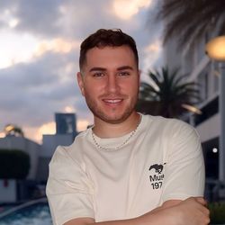 Eddy Nieblas's profile image