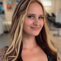 Jenthepiercer's profile image