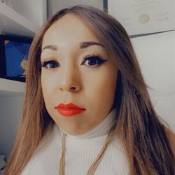 💕Yesi 🐍💜🩷's profile image