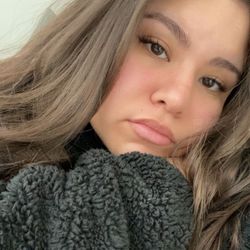 peachandbiscuit's profile image