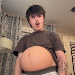alex🫃's profile image