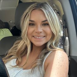 isabellastrickland's profile image