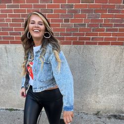 Hailey | Twin Mama | Moto Mama's profile image