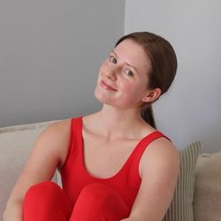 Laura Ozley's profile image