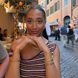 Livvyloo ✨🧚🏽‍♀️'s profile image